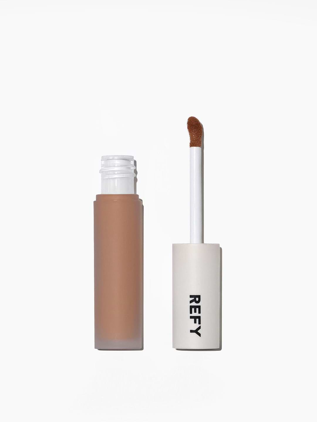 Refy Hydrating serum based brightening concealer
