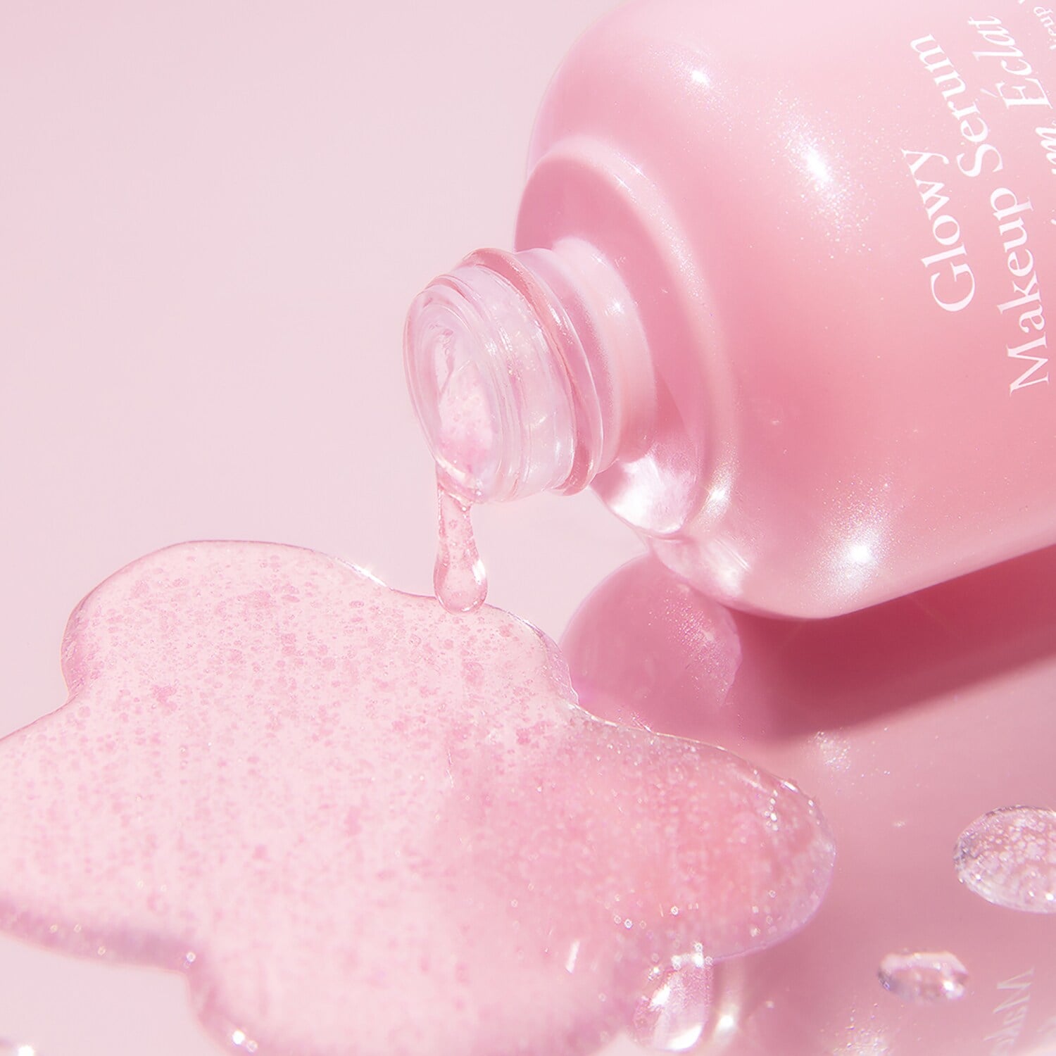 Glowy Makeup - Base-serum for makeup