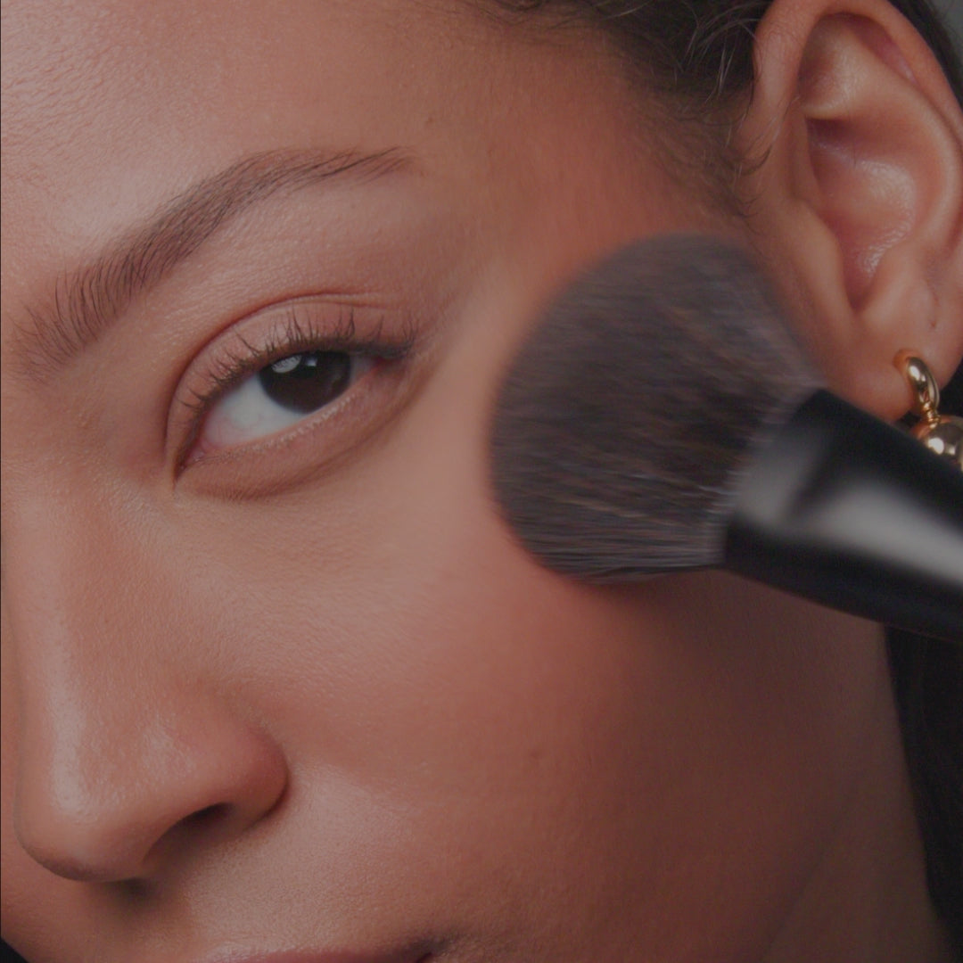 Pure Luxury Light Reflecting™ Cheek & Eye Palette II Medium to Deep