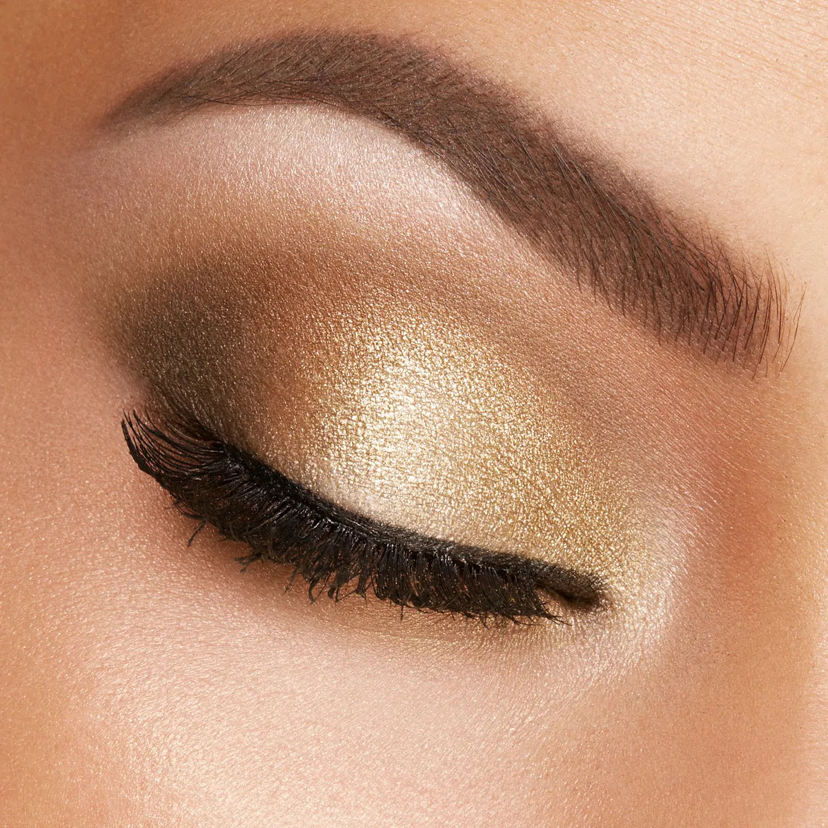 Kiko Milano high pigment eyeshadow (Hazelnut Matte)