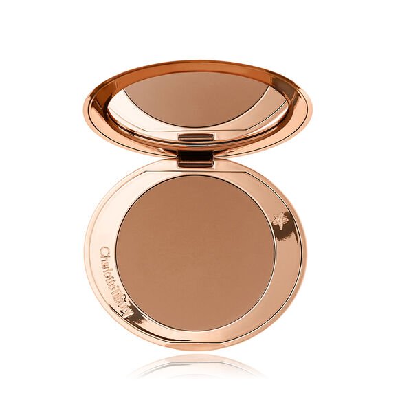 Charlotte Tilbury Airbrush Bronzer matinis bronzantas - GlamoraBeauty