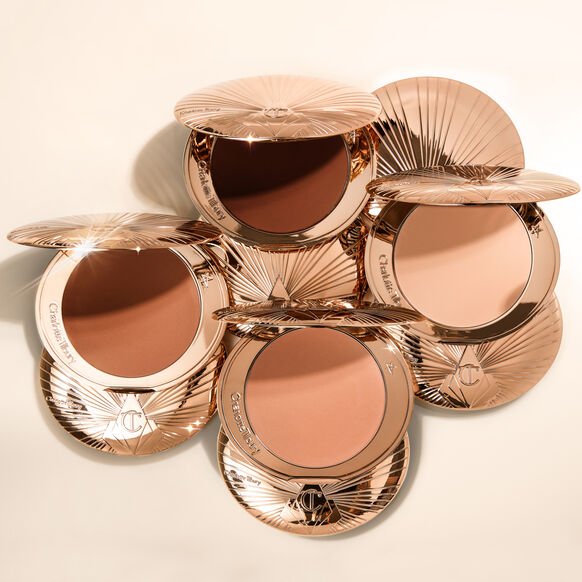 Charlotte Tilbury Airbrush Bronzer matinis bronzantas - GlamoraBeauty
