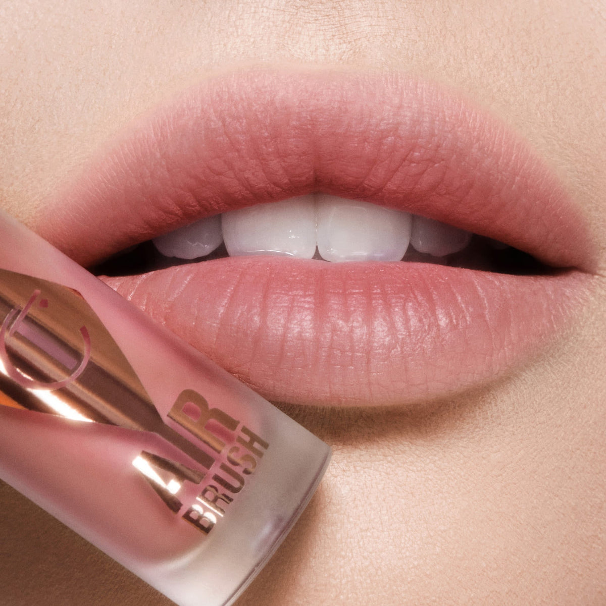 Charlotte Tilbury Airbrush Flawless Lip Blur lūpų tintas, Pillow Talk - GlamoraBeauty