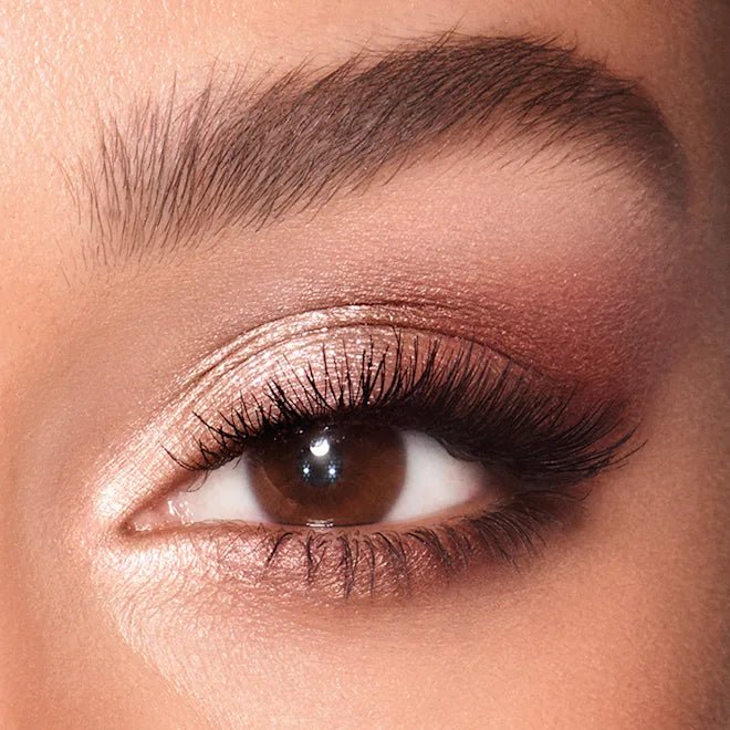 Charlotte Tilbury Bigger Brighter Eyes akių šešėlių paletė - GlamoraBeauty
