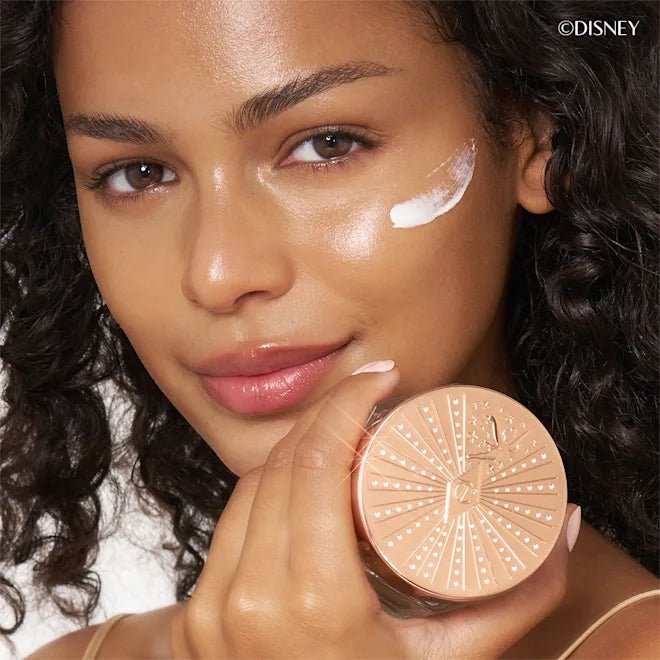 Disney100 x Charlotte Tilbury riboto leidimo grožio rinkinys - GlamoraBeauty
