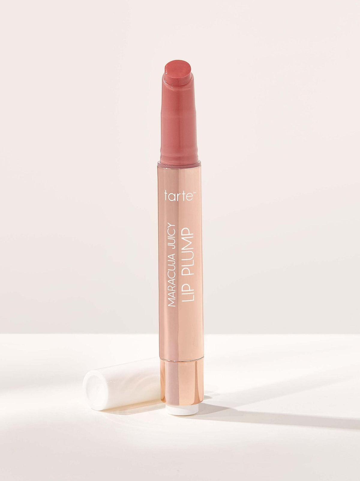 Tarte Maracuja Juicy Lip putlinamasis lūpų blizgis - GlamoraBeauty